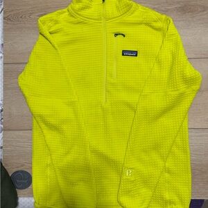Patagonia Vibrant Yellow Pullover 1/4 Zip Fleece